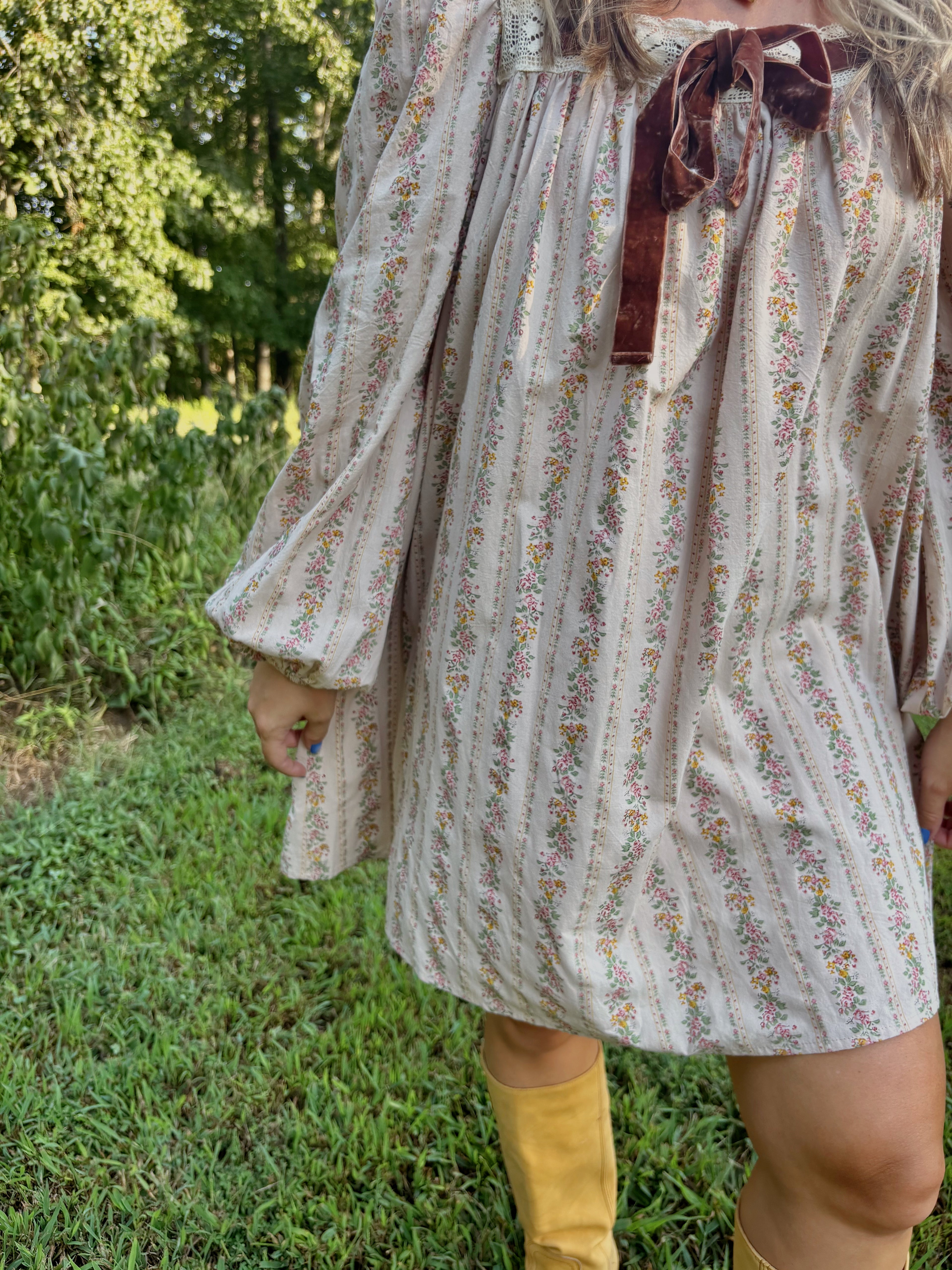 Annabelle Velvet Floral Dress