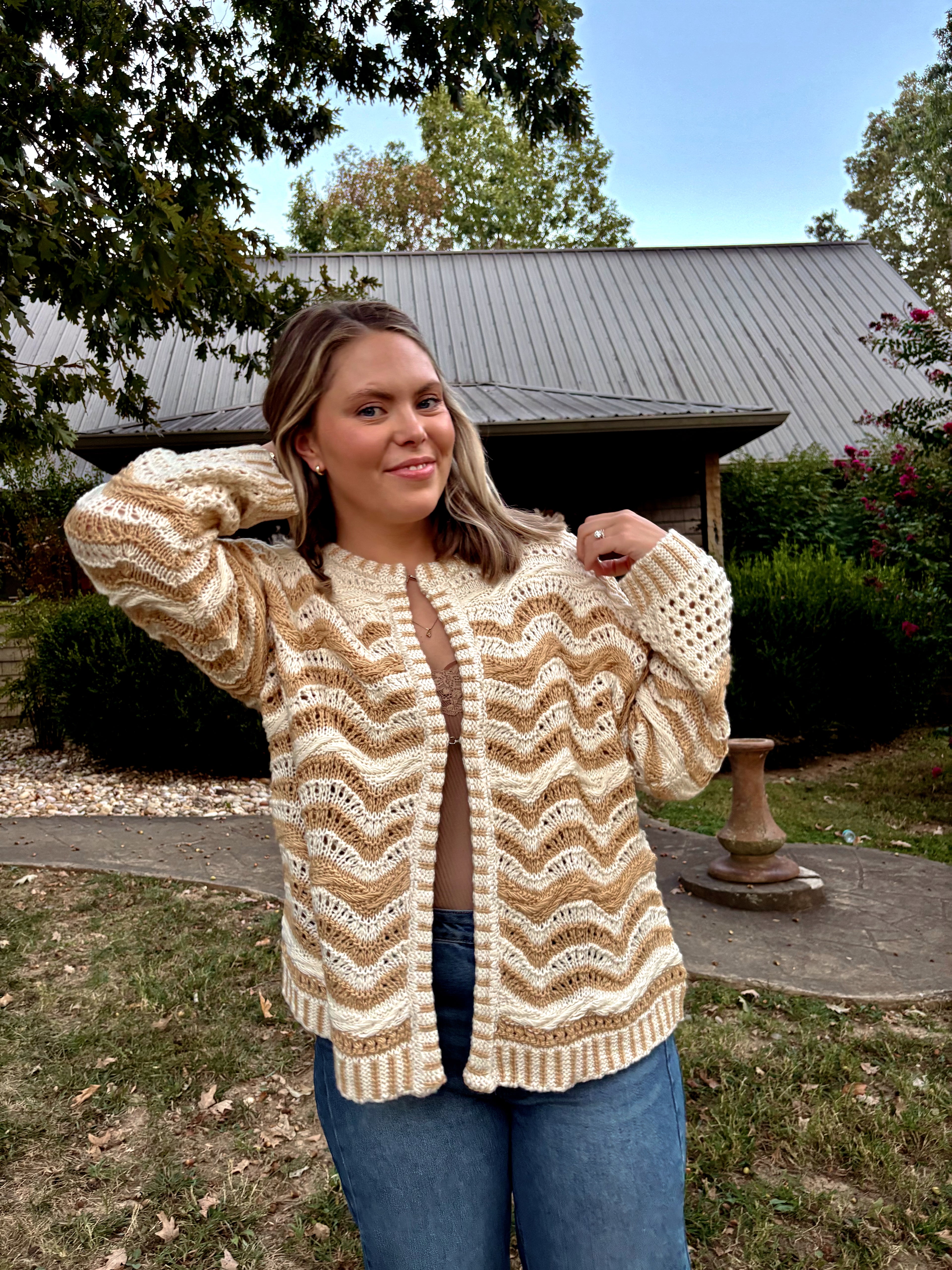 Wavy Patterned Cardigan