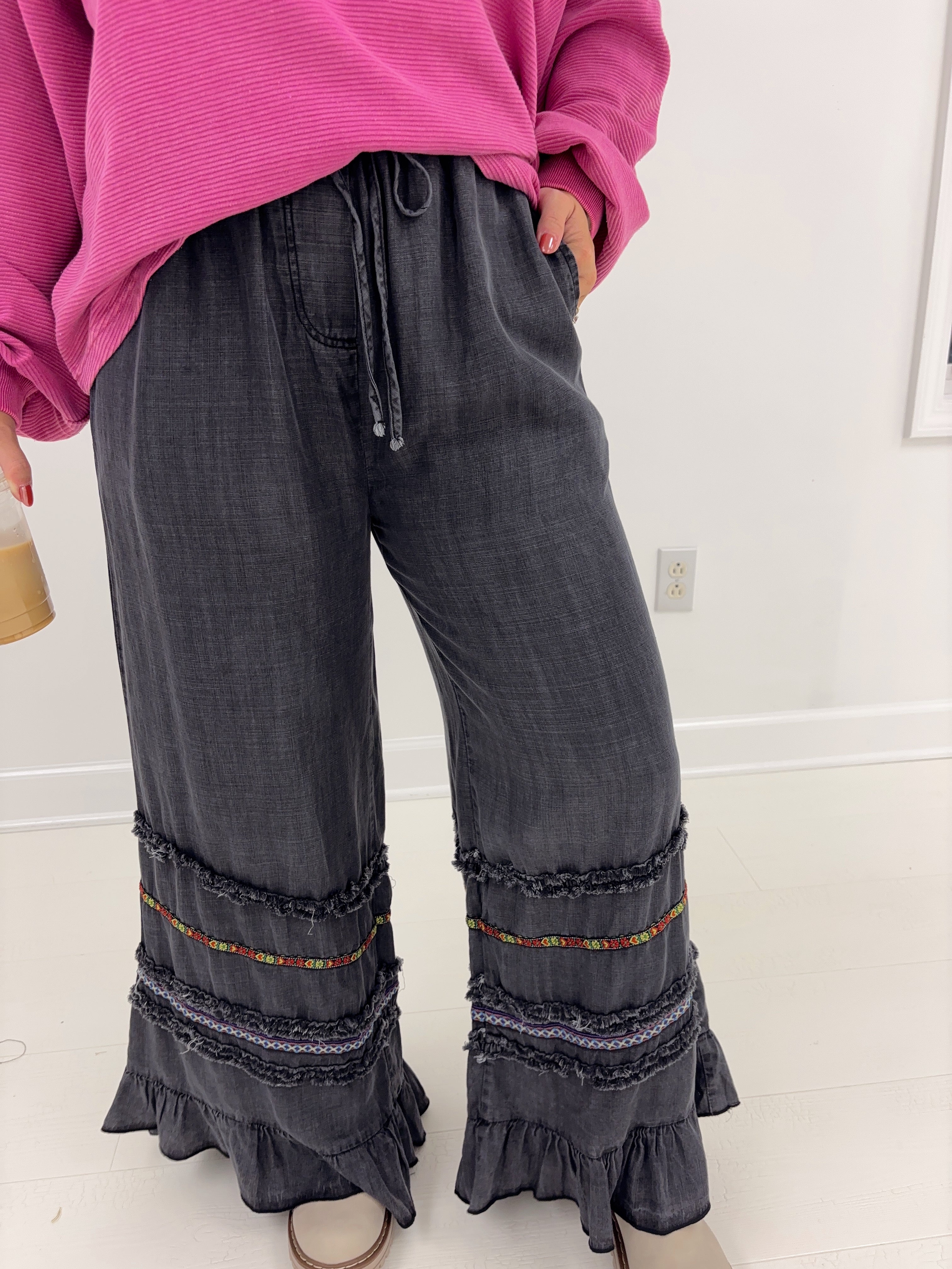 Lily Fray Ruffle Pants