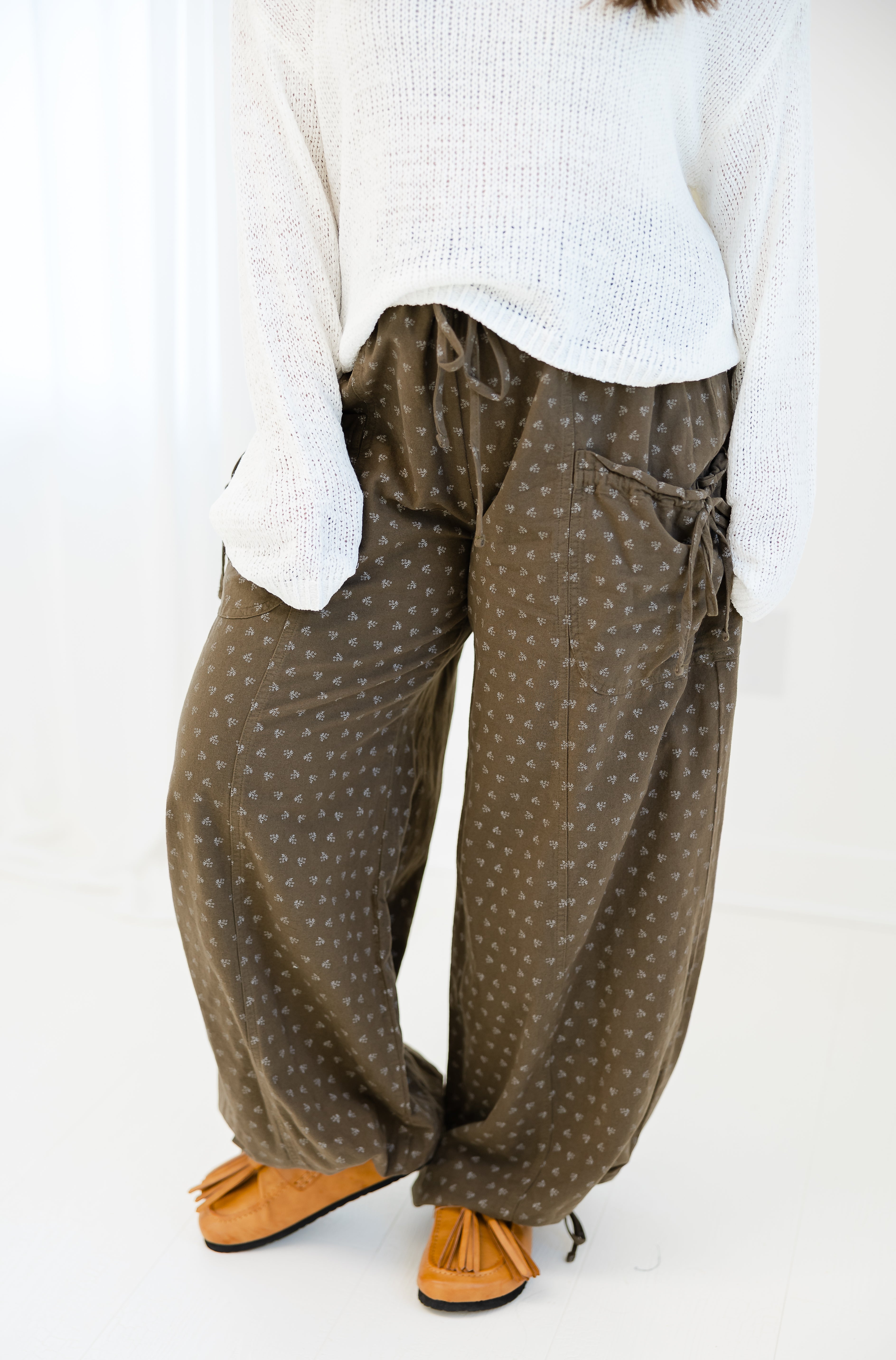 Olive Grove Floral Joggers