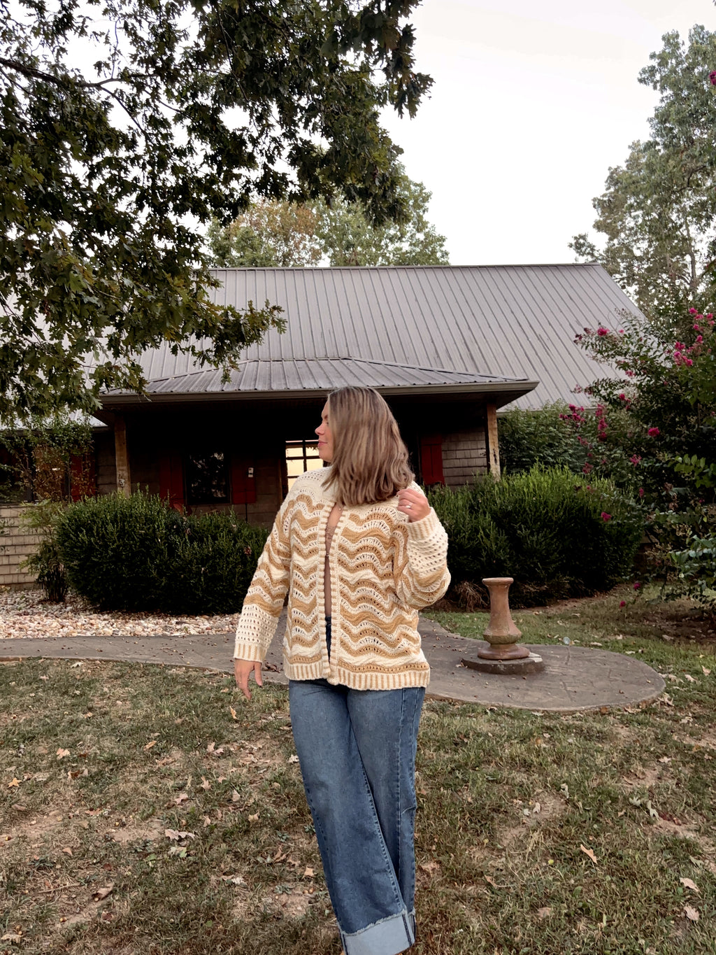 Wavy Patterned Cardigan