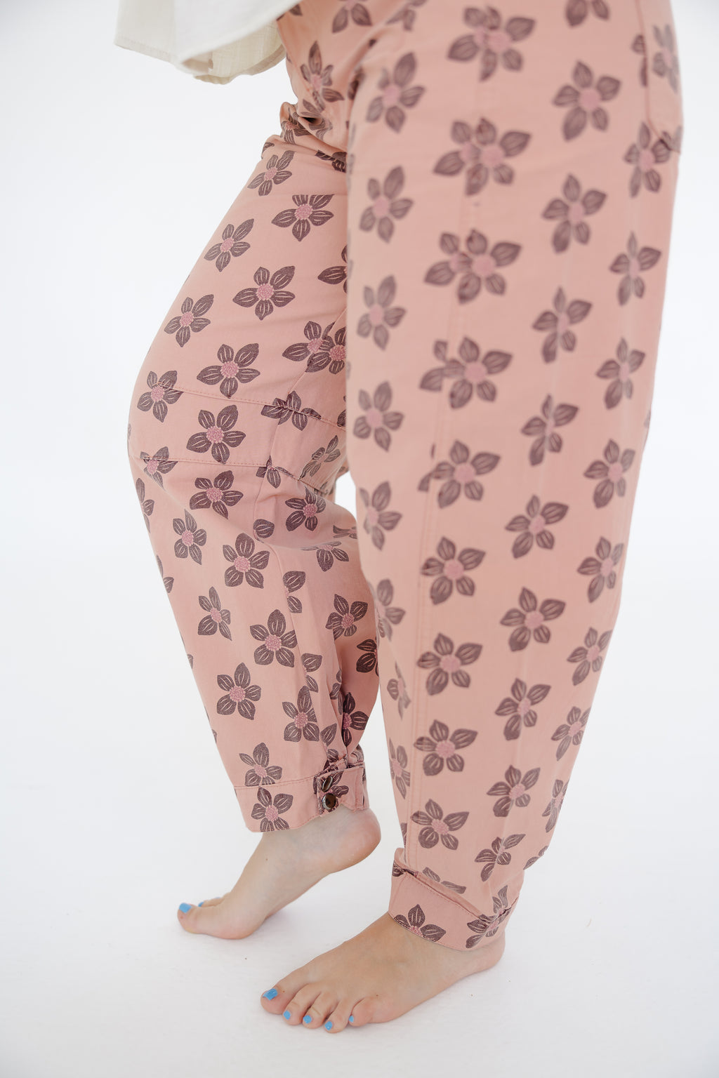 Antique Rose Barrel Jeans