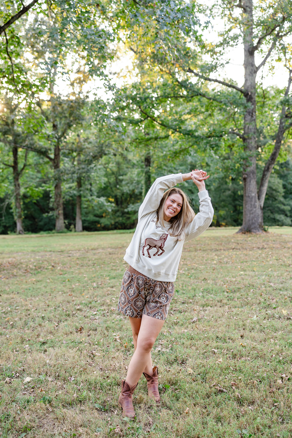 Hold Your Horses Pullover