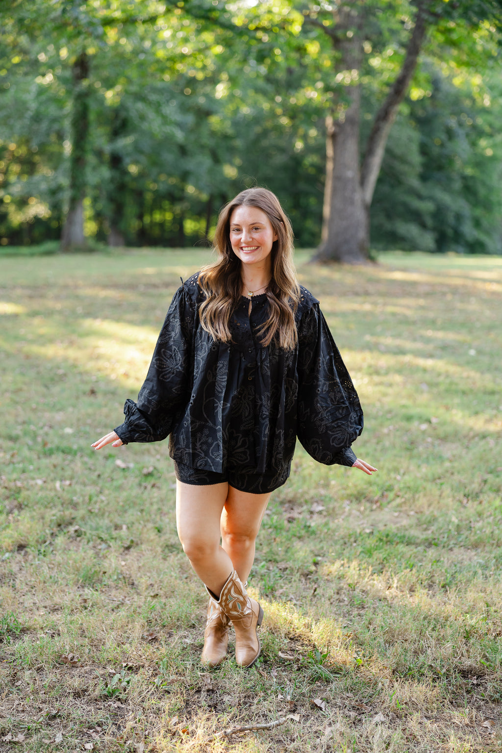 Black Beauty Paisley Set